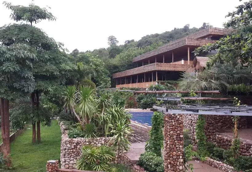 هتل Myhouse Resort