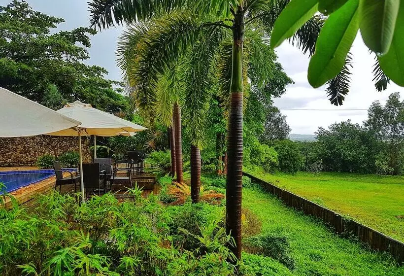 هتل Myhouse Resort