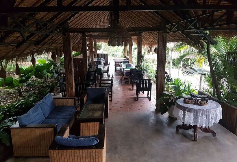 فندق Myhouse Resort