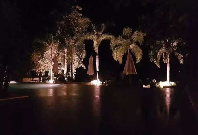 هتل Myhouse Resort