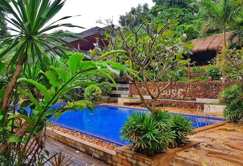 فندق Myhouse Resort