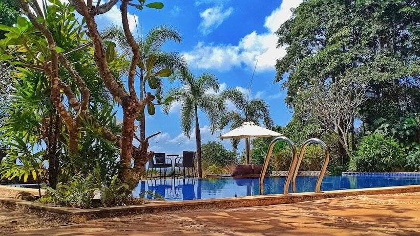 فندق Myhouse Resort