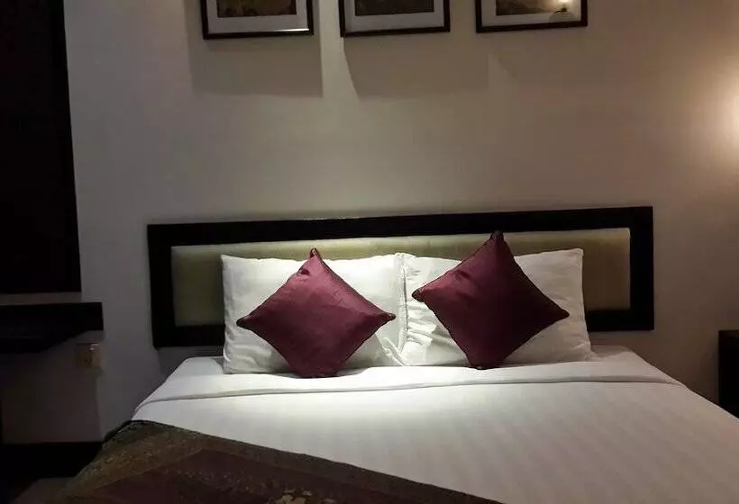 هتل Myhouse Resort