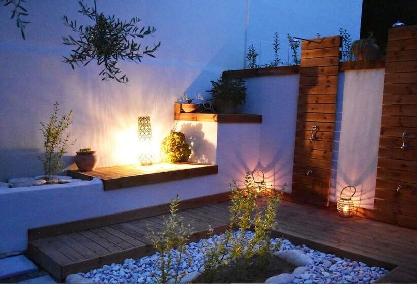 هتل Olivella Villas By Vatos