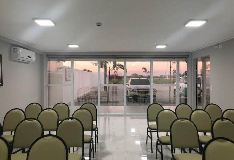 בית מלון כפרי Oásis