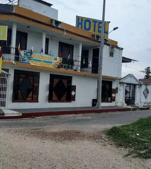 Hotelli Portal De Flandes