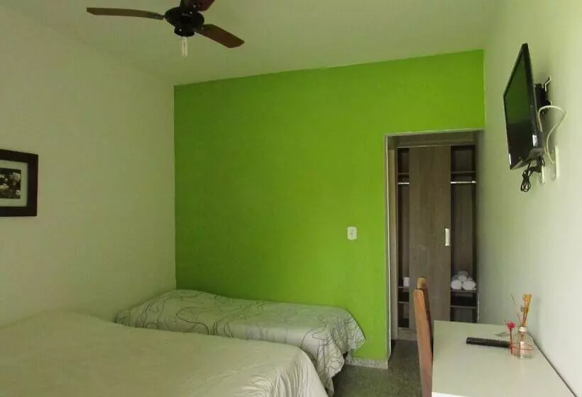 ホテル Pousada San Mariz