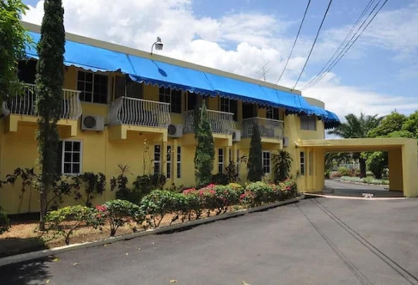 هتل Tamarind Tree Resort