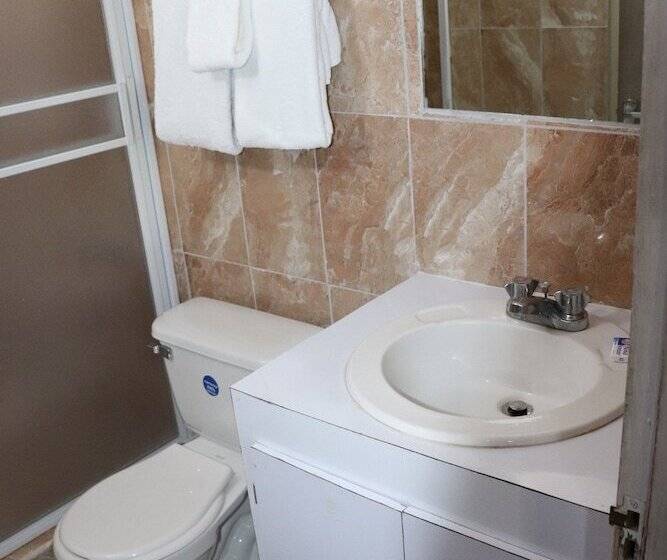 هتل Tamarind Tree Resort