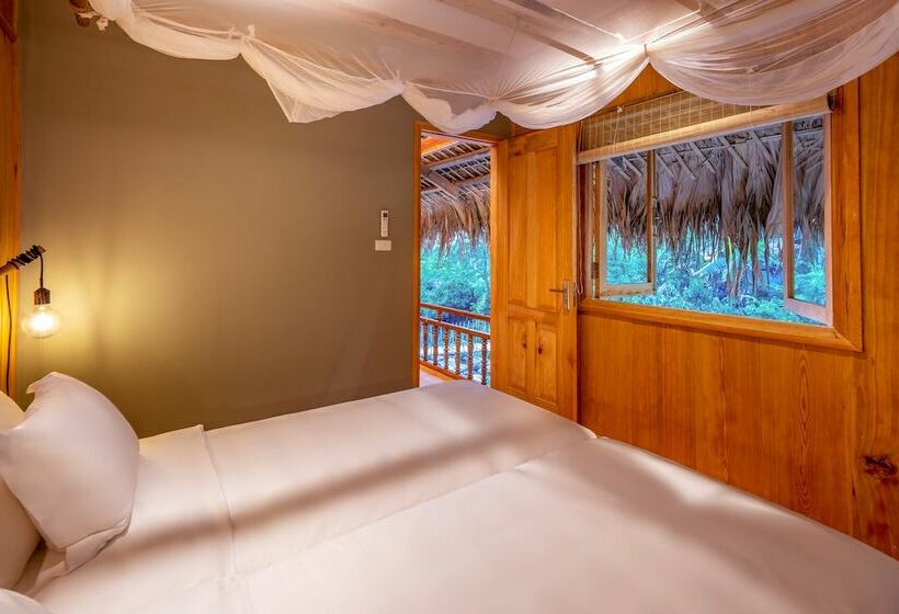 هتل Topas Riverside Lodge