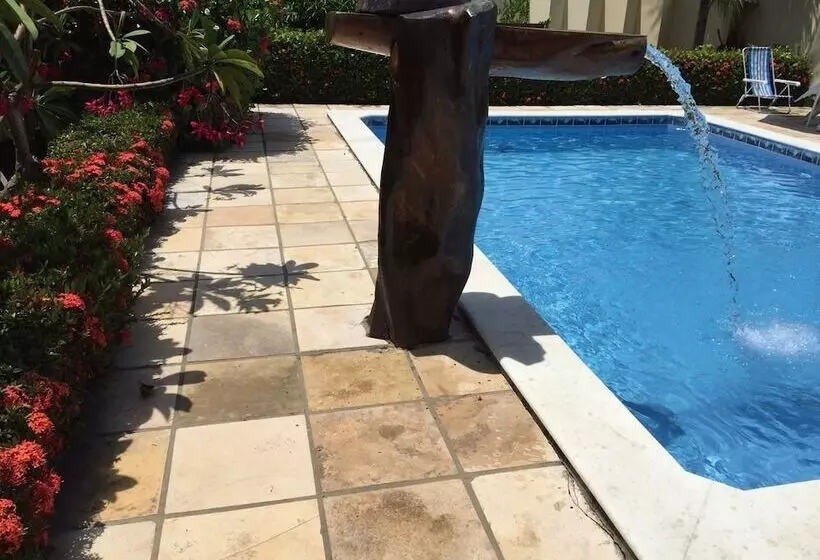 Hotelli Villa Joia Pousada