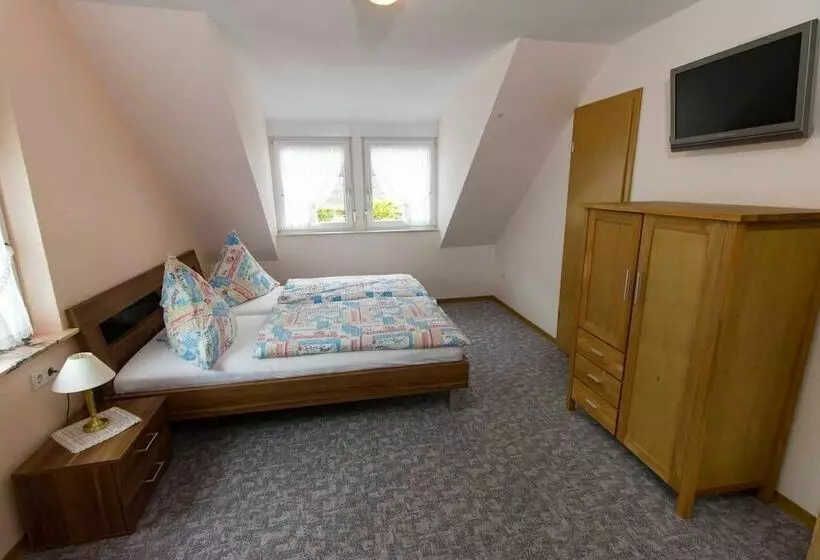 Hotelli Weinhaus Moselblick