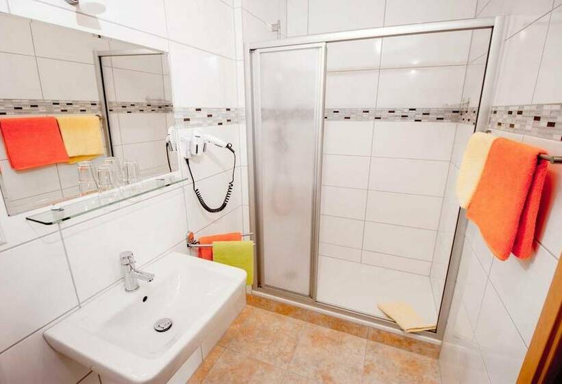 בית מלון כפרי Weinhaus Moselblick