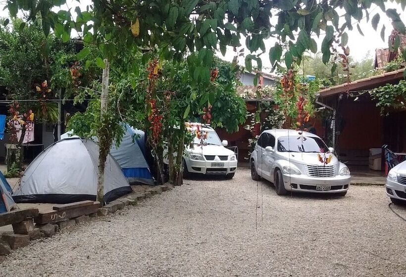 Pension Aldeia Itamambuca Chalé Camping Ubatuba