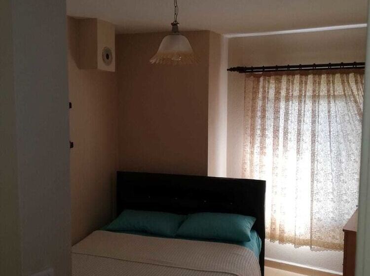 پانسیون Mermaid Boutique