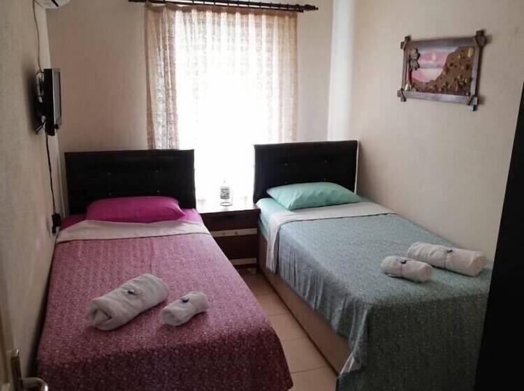 پانسیون Mermaid Boutique