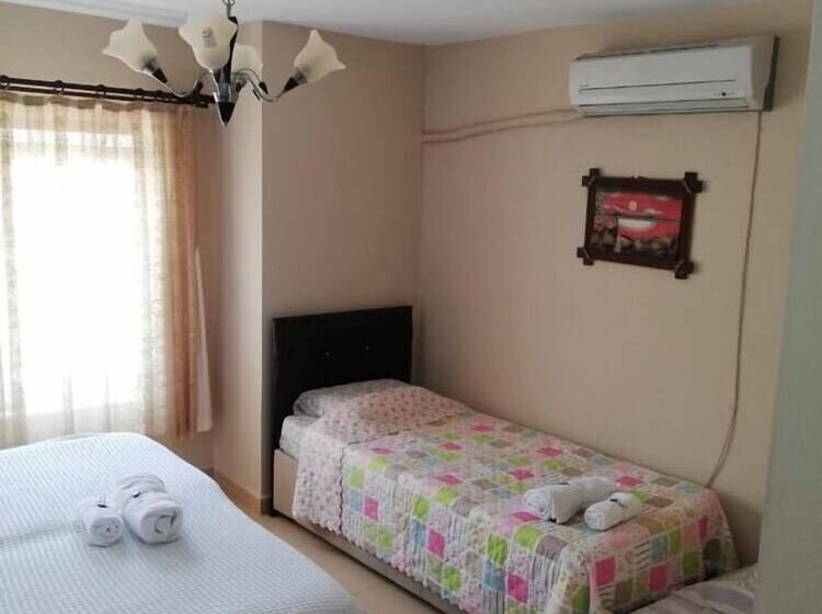 پانسیون Mermaid Boutique