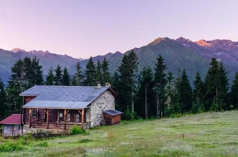 ペンション Tanevit Dag Evi