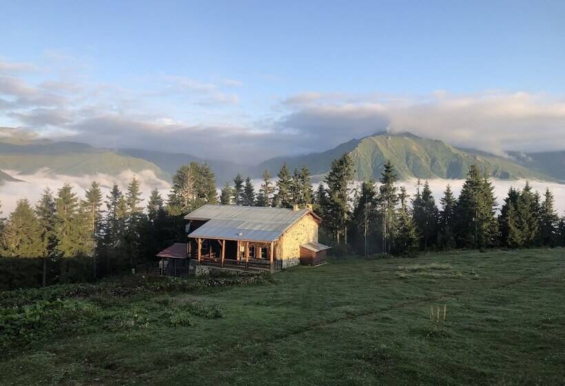 بنسيون Tanevit Dag Evi