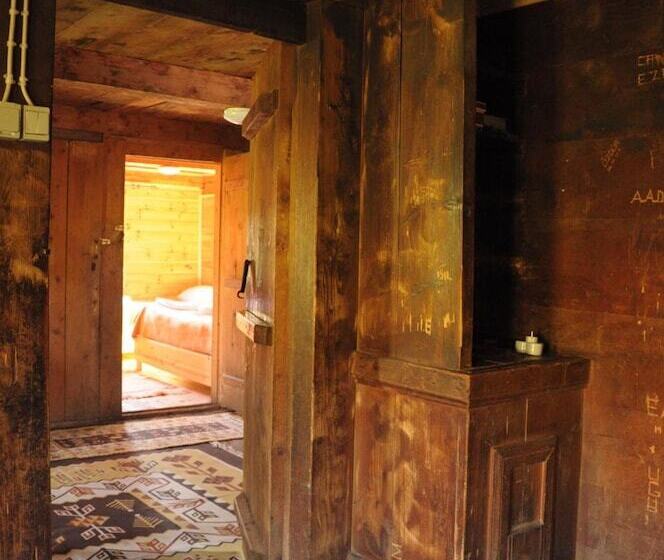 بنسيون Tanevit Dag Evi