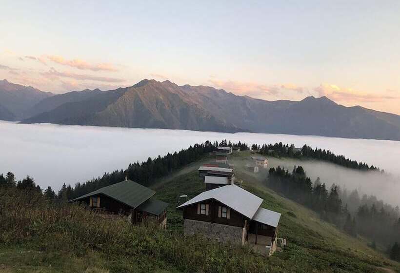 بنسيون Tanevit Dag Evi