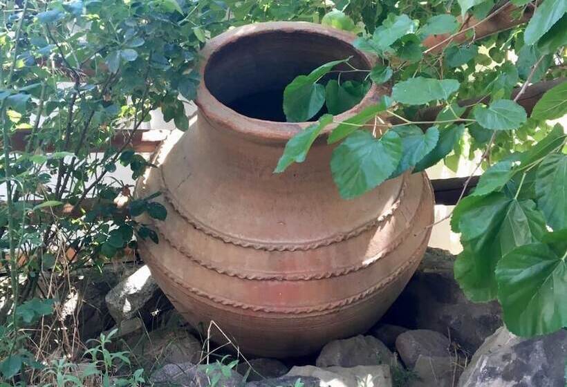 پانسیون Tas Suite Konukevi