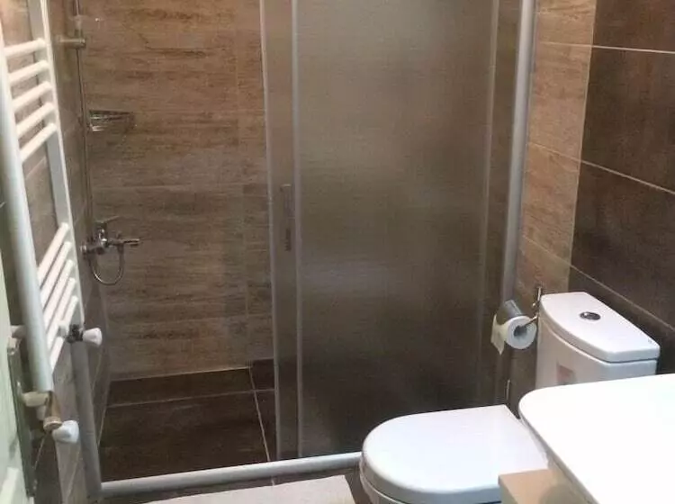 ペンション Tas Suite Konukevi