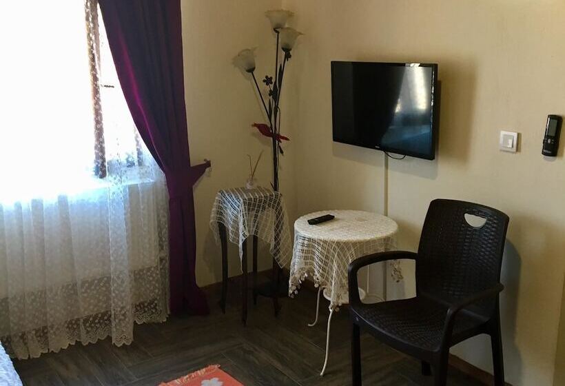 پانسیون Tas Suite Konukevi