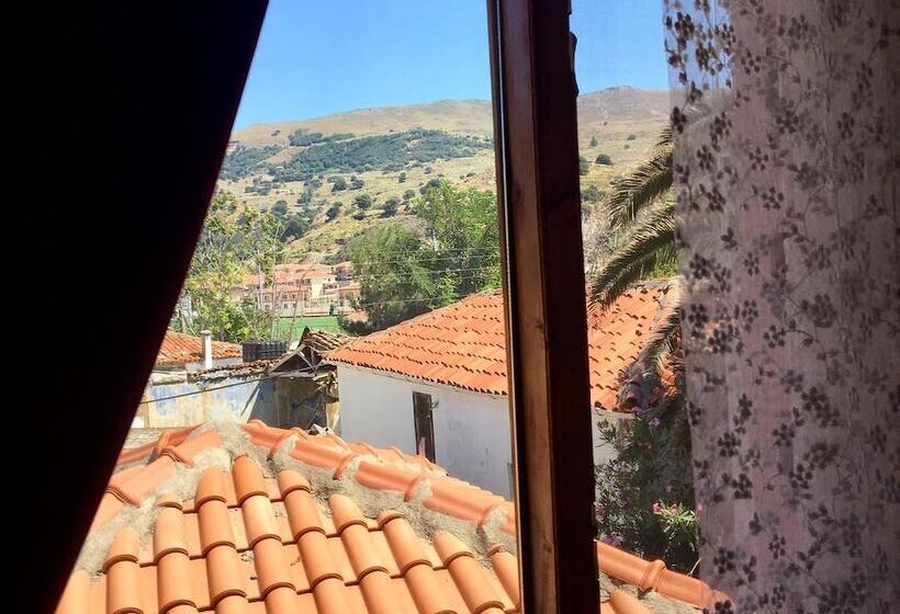 پانسیون Tas Suite Konukevi