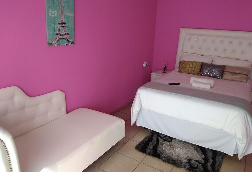 بنسيون Twilight Breeze Lodge