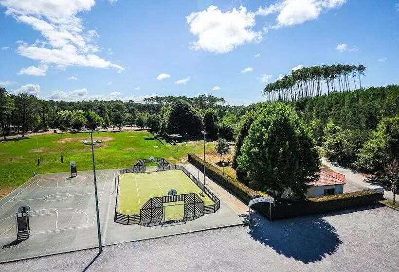 Lomakeskus Vacances Passion   Leon Les Genets