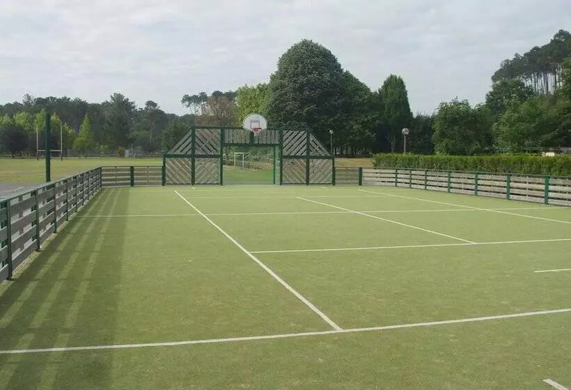 Lomakeskus Vacances Passion   Leon Les Genets