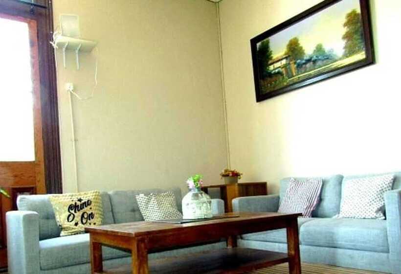 Castle Hostal Valparaiso