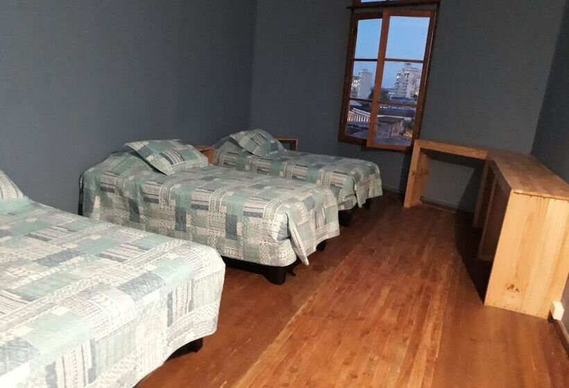 Castle Hostal Valparaiso