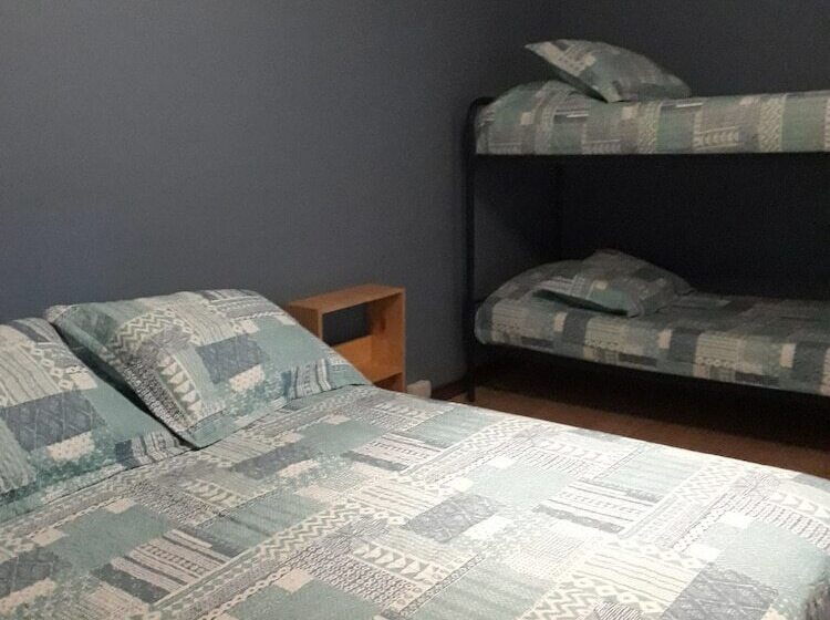 Castle Hostal Valparaiso