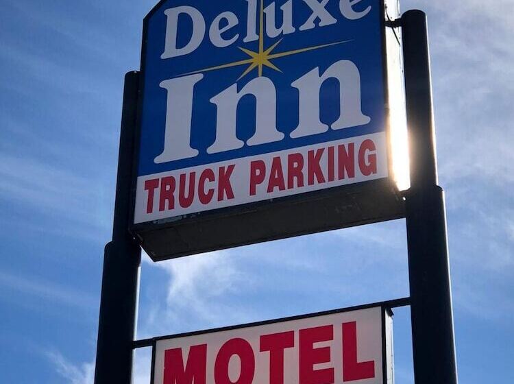 Deluxe Inn Motel