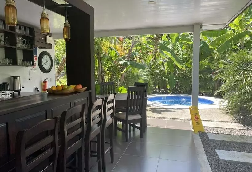 Hotelli Good Life Lodge