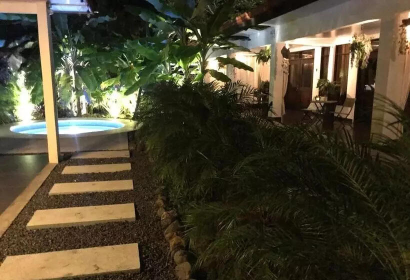 Hotelli Good Life Lodge