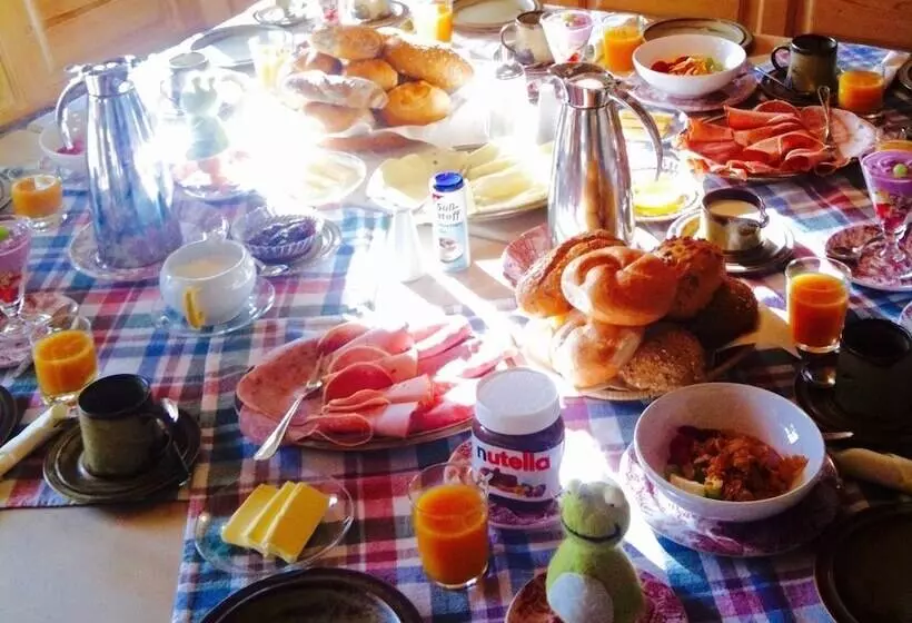 Hotelli Haus Farbenklang