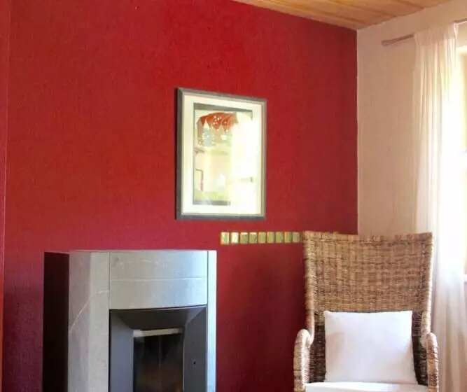 Hotelli Haus Farbenklang