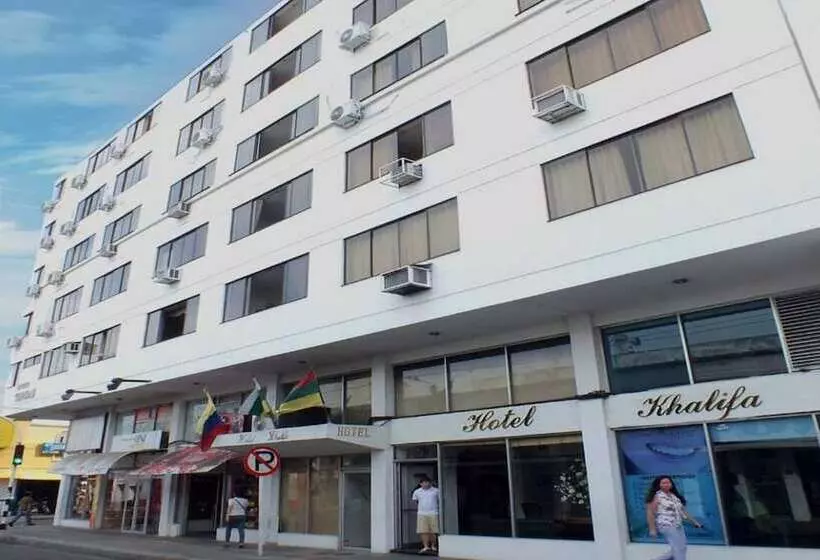 ホテル Khalifa