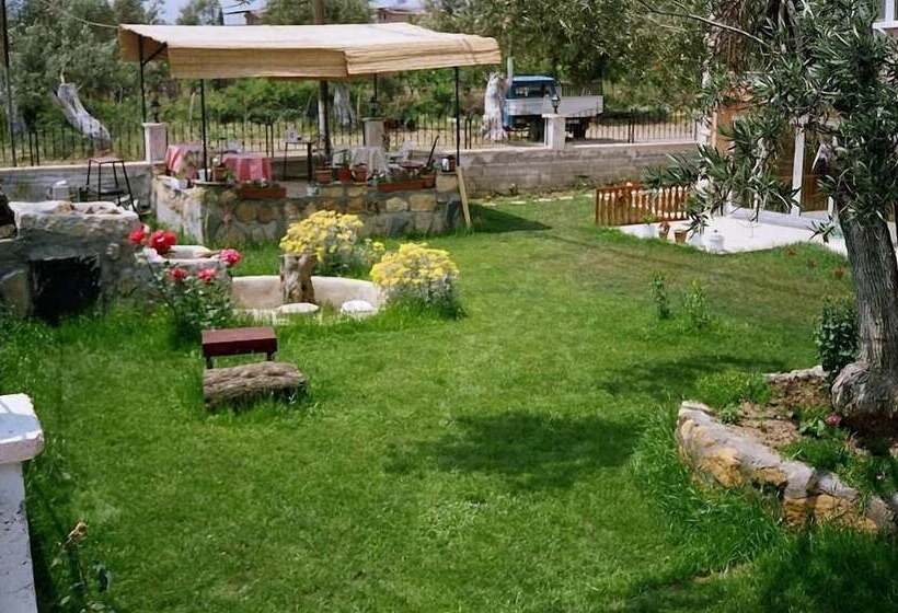 ホテル Koza Yali Apart