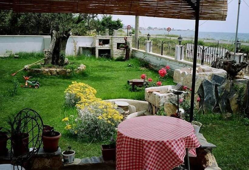 ホテル Koza Yali Apart