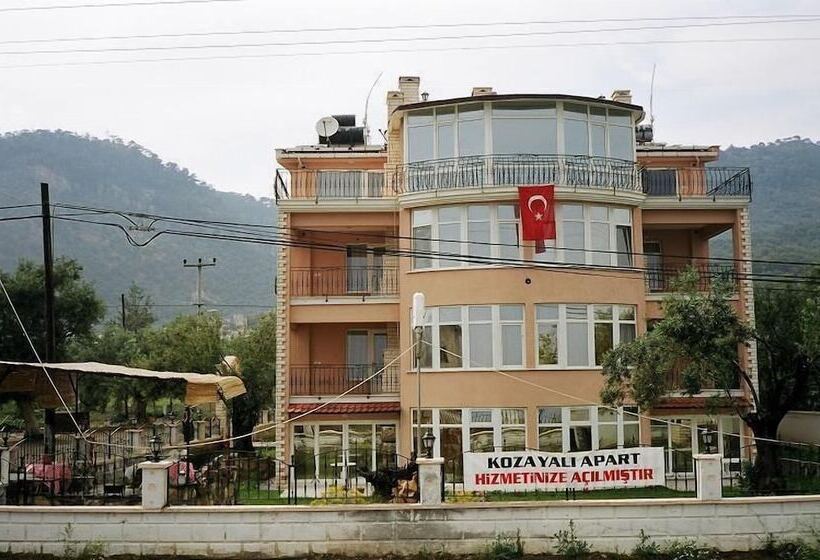 ホテル Koza Yali Apart