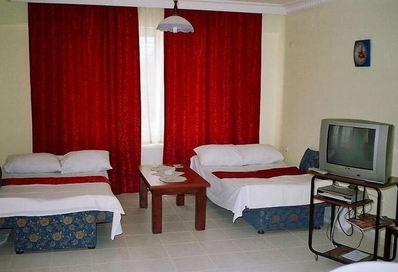 ホテル Koza Yali Apart