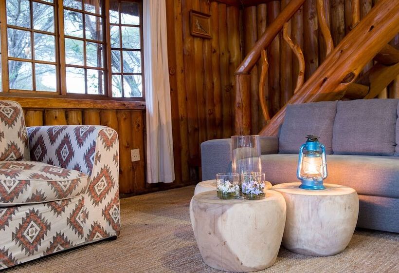 فندق Rhino River Lodge