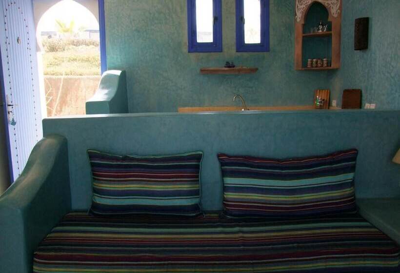 هتل Un Thé Au Bout Du Monde