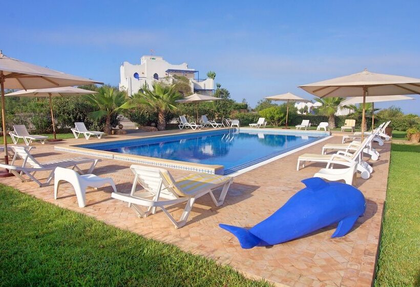 هتل Un Thé Au Bout Du Monde