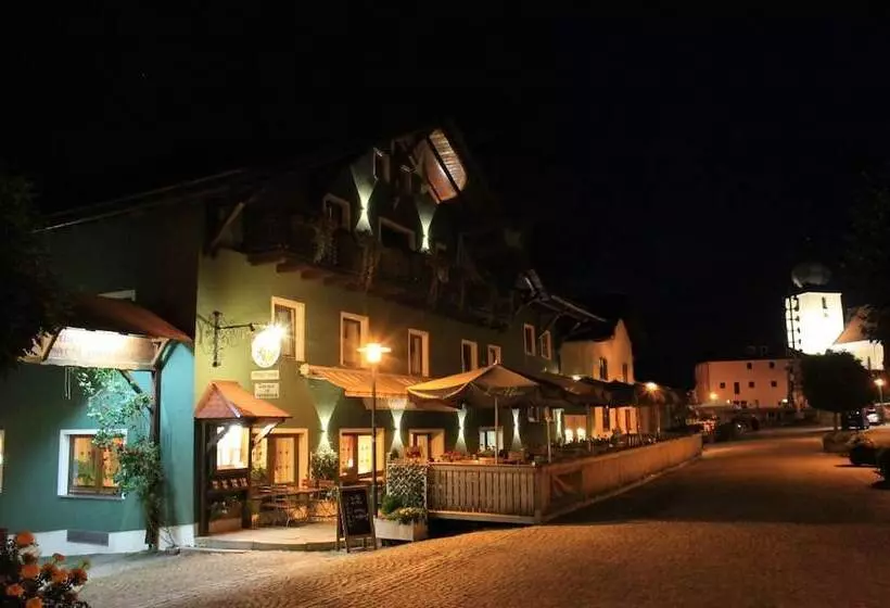 ペンション Bayerische Gastwirtschaft Dimpfl Stadl