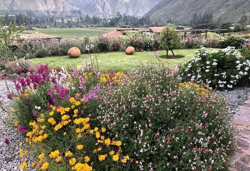 ペンション Inkasaire Lodge